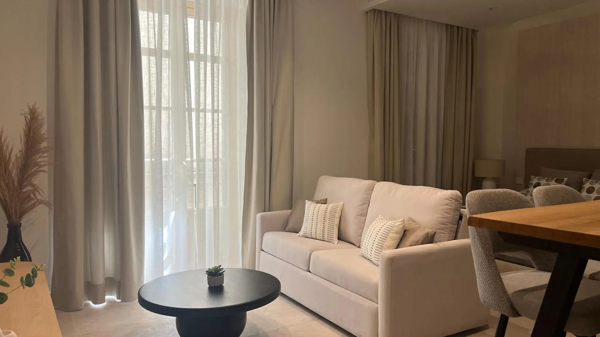 Plaza Del Siglo Suites & Boutique Apartments By Caleta Homes Màlaga