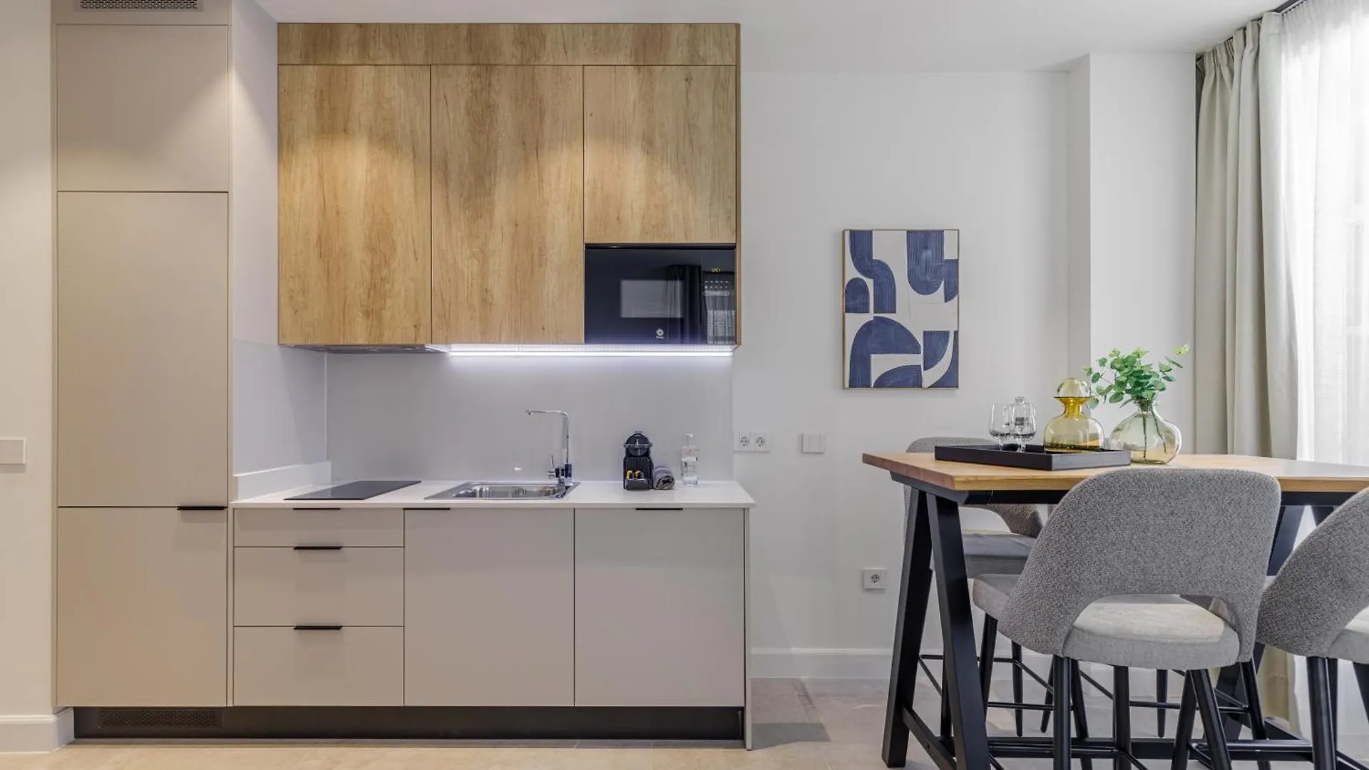 Plaza Del Siglo Suites & Boutique Apartments By Caleta Homes Màlaga