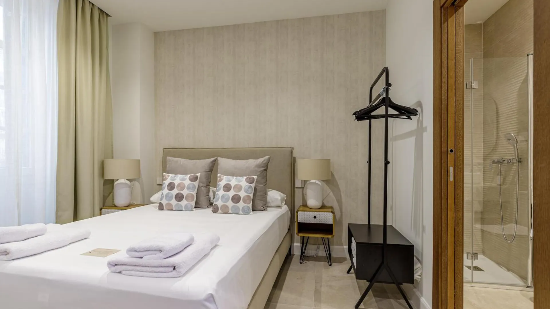 Plaza Del Siglo Suites & Boutique Apartments By Caleta Homes Màlaga