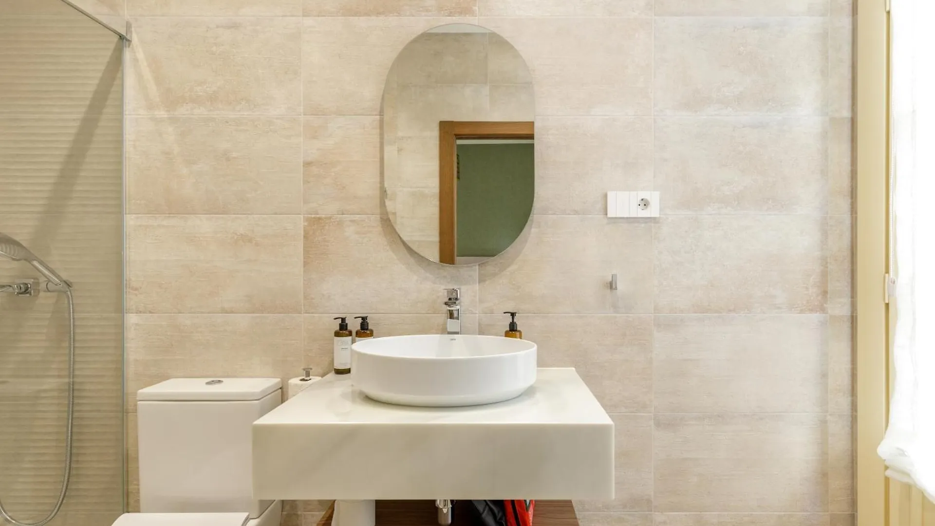 Plaza Del Siglo Suites & Boutique Apartments By Caleta Homes Màlaga