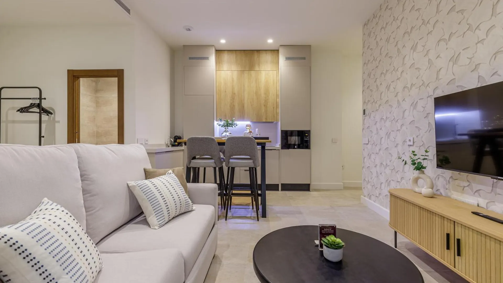 Plaza Del Siglo Suites & Boutique Apartments By Caleta Homes Màlaga