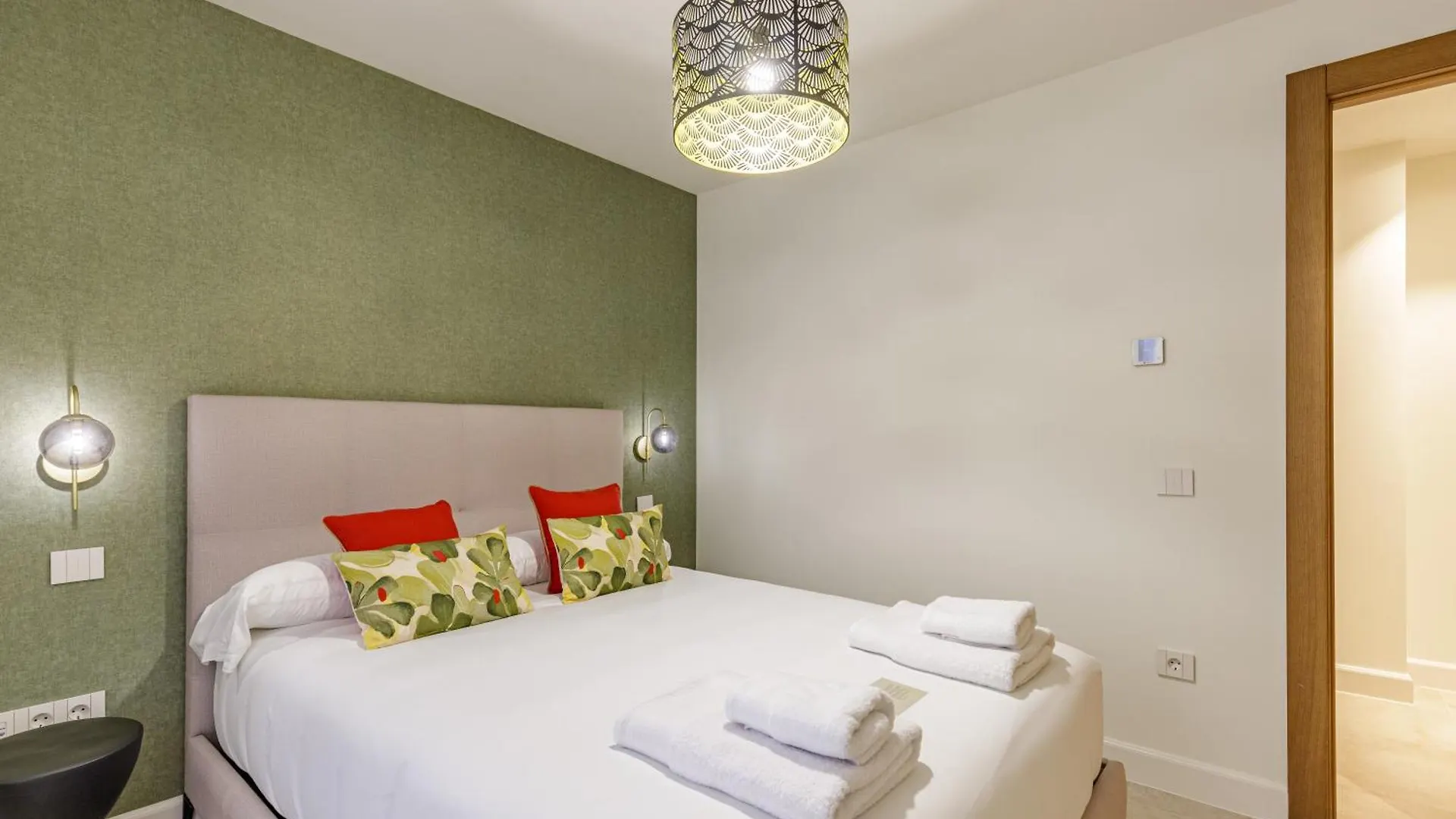 Plaza Del Siglo Suites & Boutique Apartments By Caleta Homes Malaga