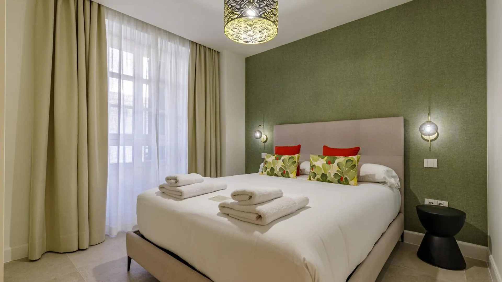 Plaza Del Siglo Suites & Boutique Apartments By Caleta Homes Málaga
