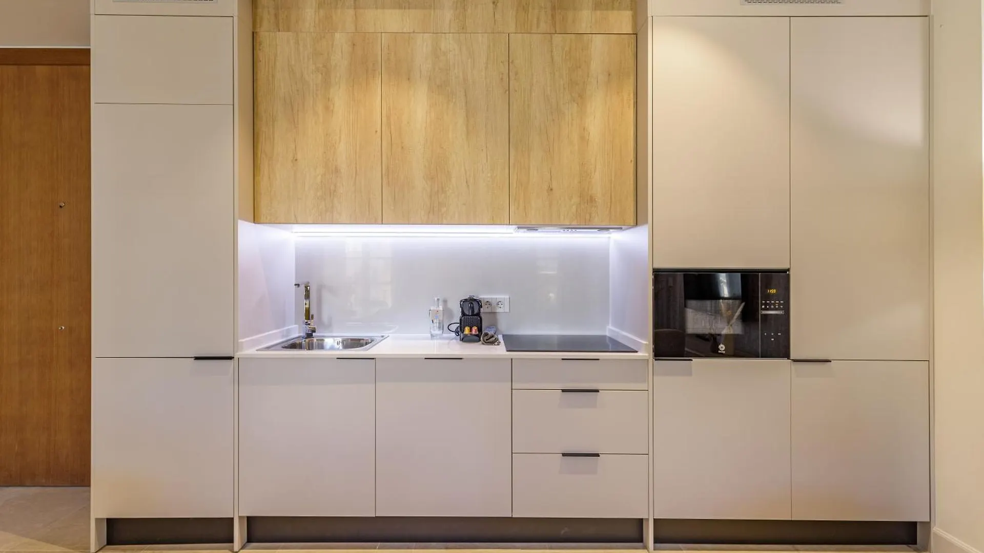 Plaza Del Siglo Suites & Boutique Apartments By Caleta Homes Malaga 0*,  Hiszpania