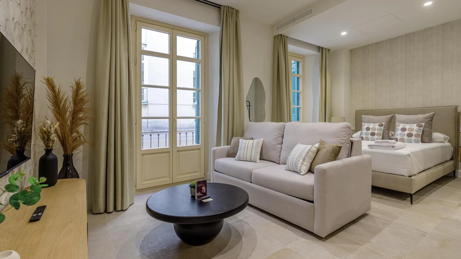 Plaza Del Siglo Suites & Boutique Apartments By Caleta Homes Málaga